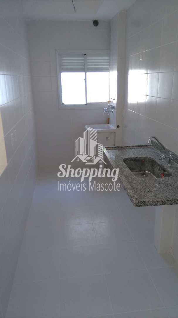 Apartamento à venda com 2 quartos, 70m² - Foto 4