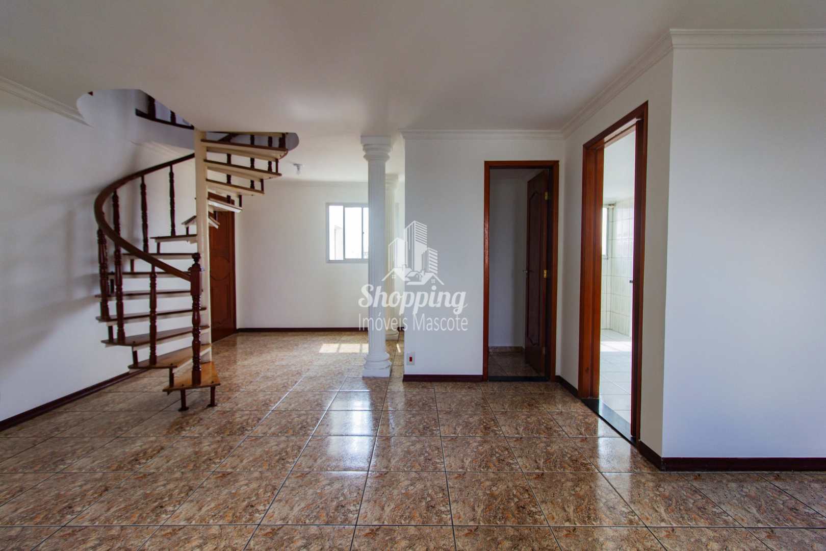 Apartamento à venda com 2 quartos, 99m² - Foto 3