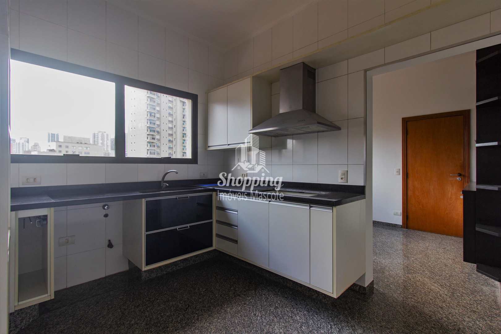 Apartamento à venda com 3 quartos, 283m² - Foto 27