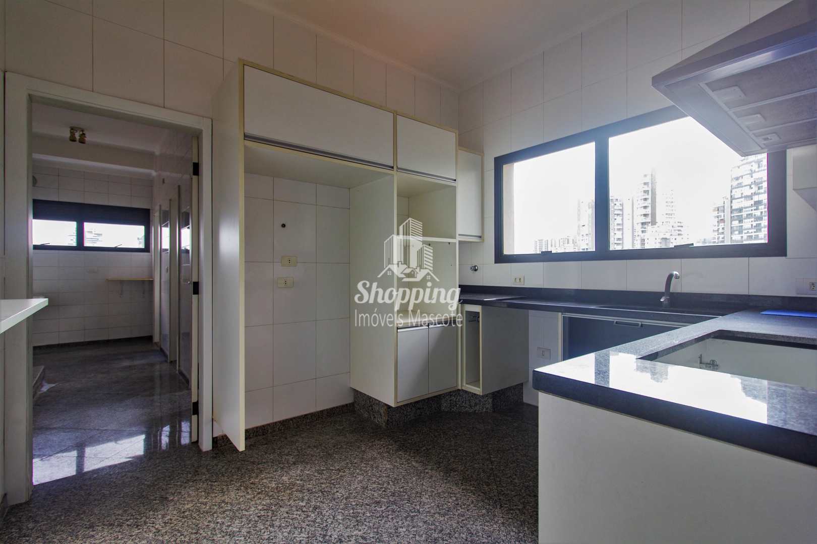 Apartamento à venda com 3 quartos, 283m² - Foto 25