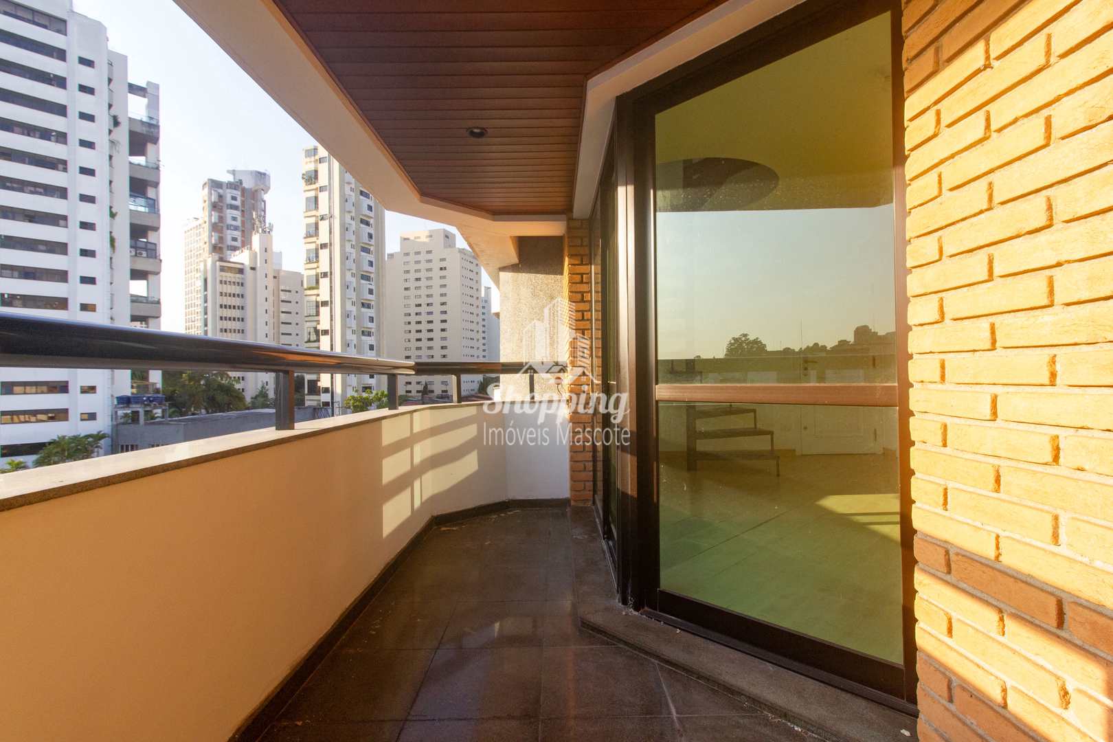 Cobertura à venda com 3 quartos, 210m² - Foto 9