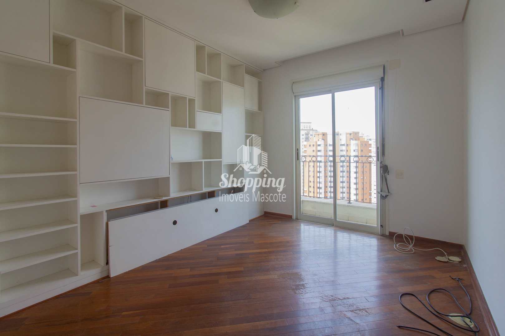 Apartamento à venda com 4 quartos, 260m² - Foto 11