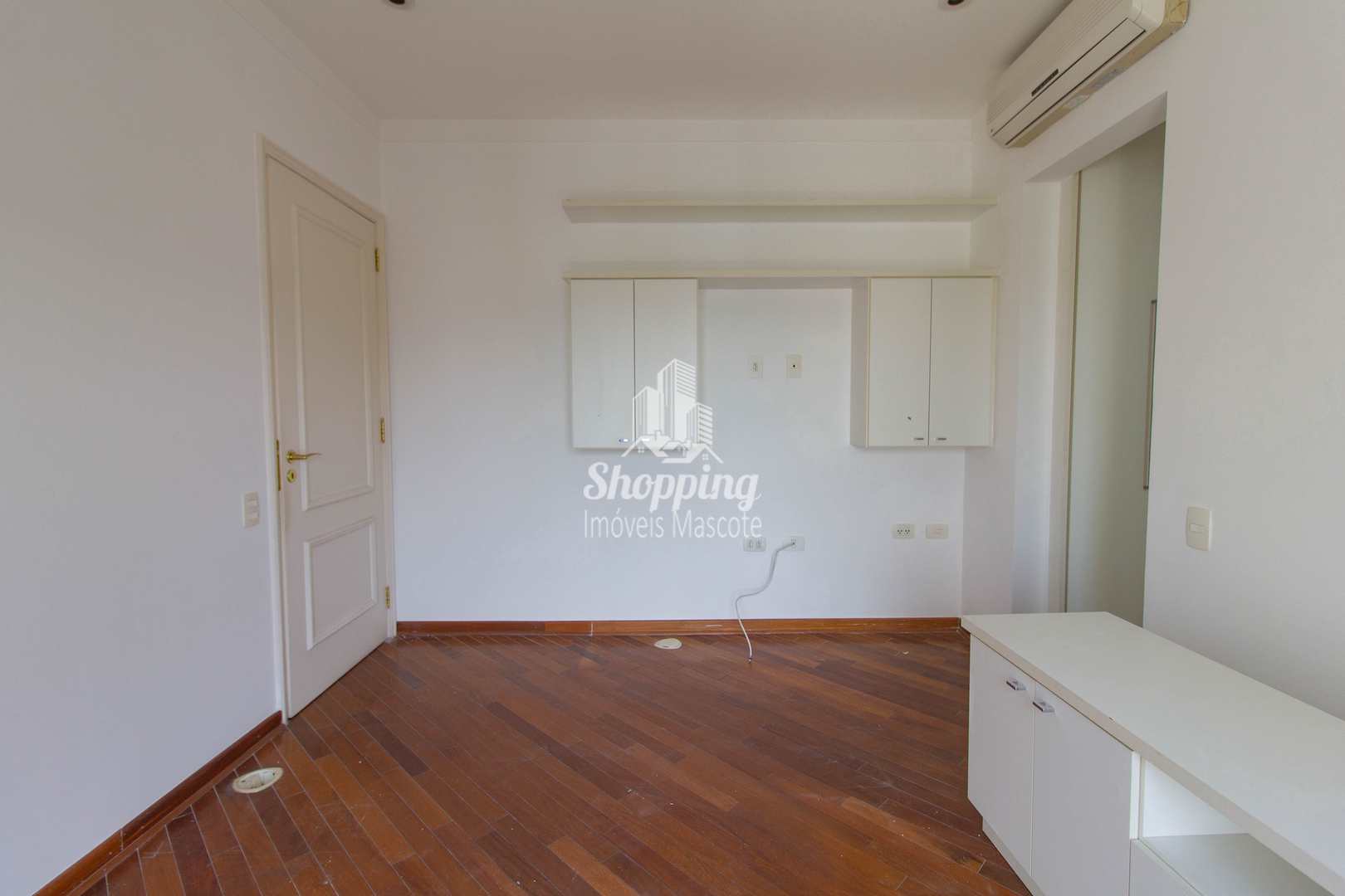 Apartamento à venda com 4 quartos, 260m² - Foto 16