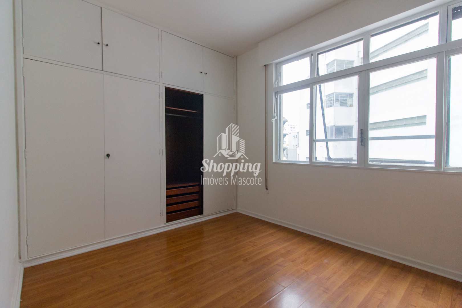 Apartamento à venda com 3 quartos, 163m² - Foto 11