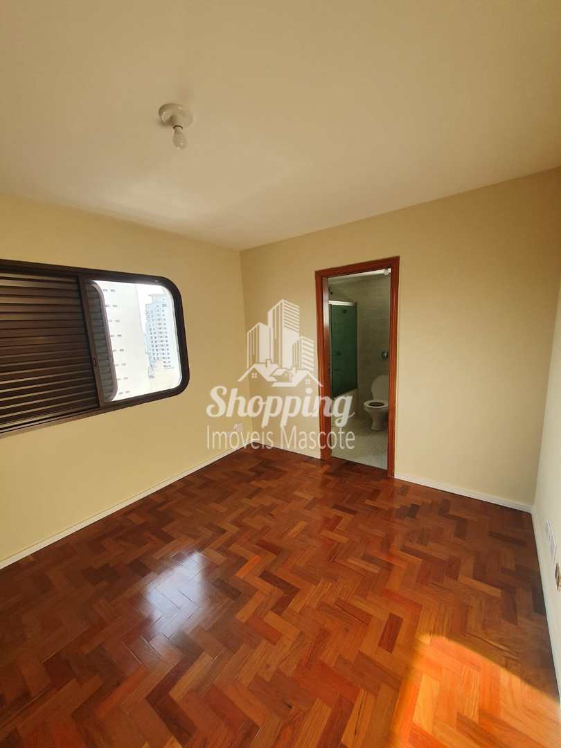 Apartamento à venda com 3 quartos, 189m² - Foto 23