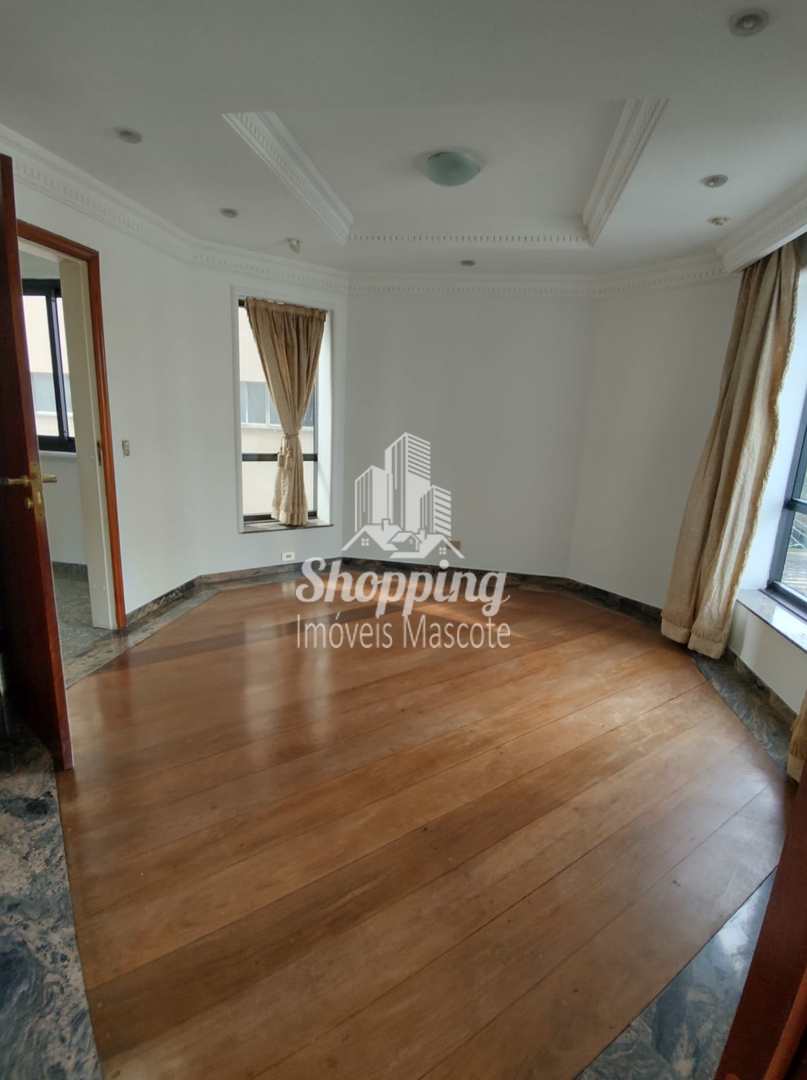 Apartamento à venda com 3 quartos, 192m² - Foto 14