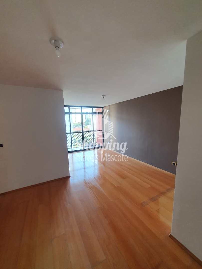 Apartamento à venda com 3 quartos, 75m² - Foto 1