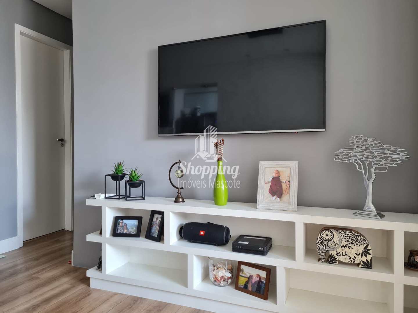 Apartamento à venda com 2 quartos, 67m² - Foto 3