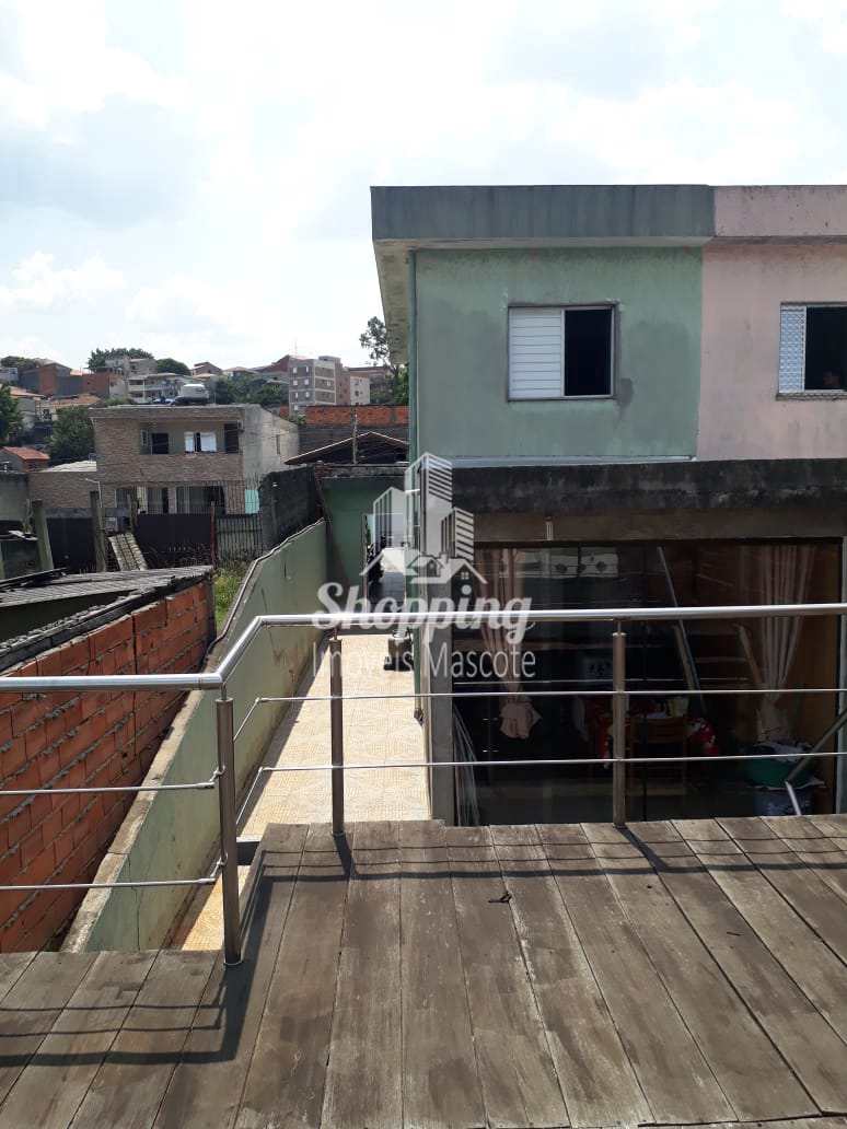 Casa à venda com 2 quartos, 165m² - Foto 1