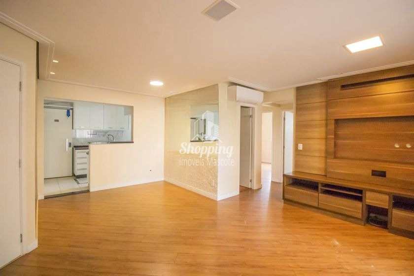 Apartamento à venda com 2 quartos, 100m² - Foto 1