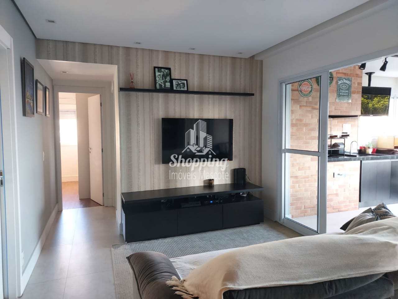 Apartamento à venda com 2 quartos, 90m² - Foto 1