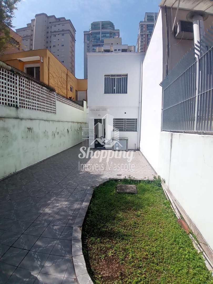 Sobrado à venda e aluguel com 3 quartos, 200m² - Foto 4