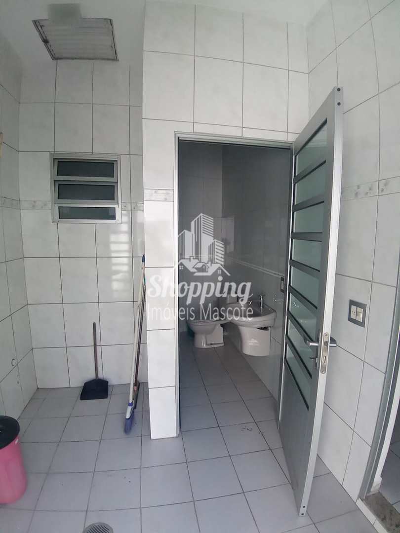 Sobrado à venda e aluguel com 3 quartos, 200m² - Foto 20