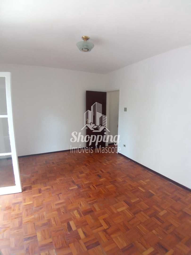 Sobrado à venda e aluguel com 3 quartos, 200m² - Foto 5