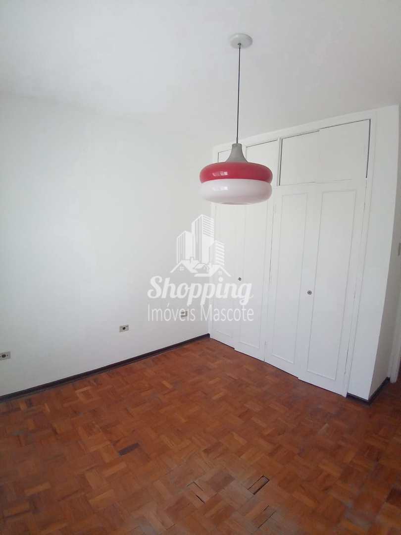 Sobrado à venda e aluguel com 3 quartos, 200m² - Foto 8