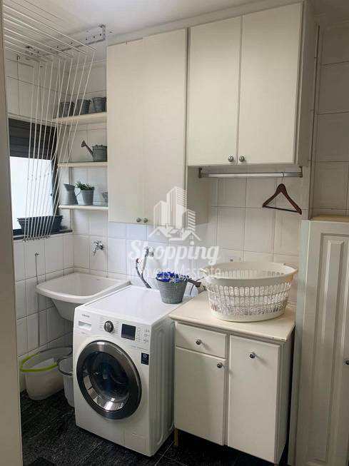 Apartamento à venda com 3 quartos, 185m² - Foto 14