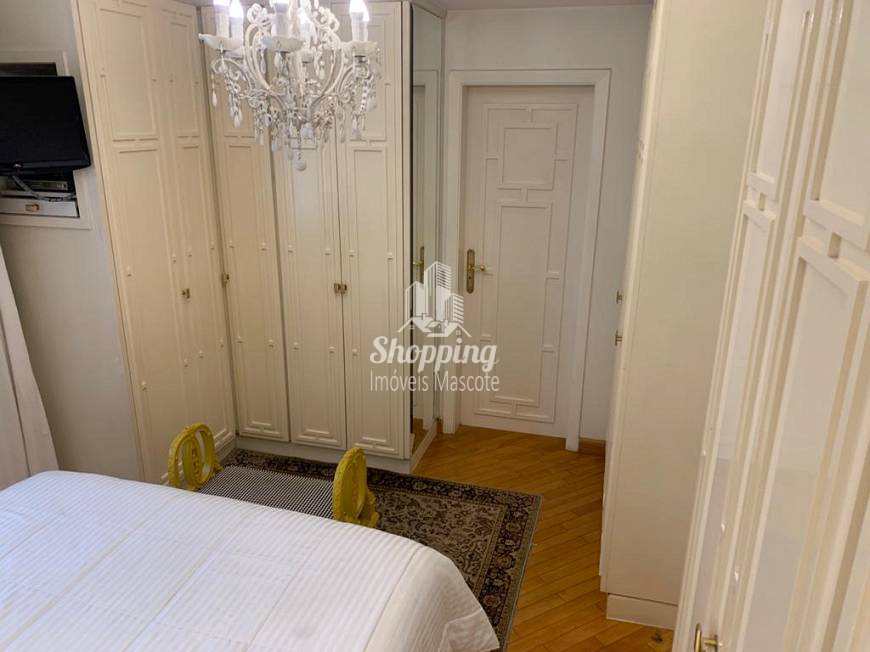 Apartamento à venda com 3 quartos, 185m² - Foto 6