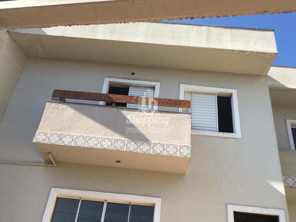 Sobrado à venda com 3 quartos, 130m² - Foto 1