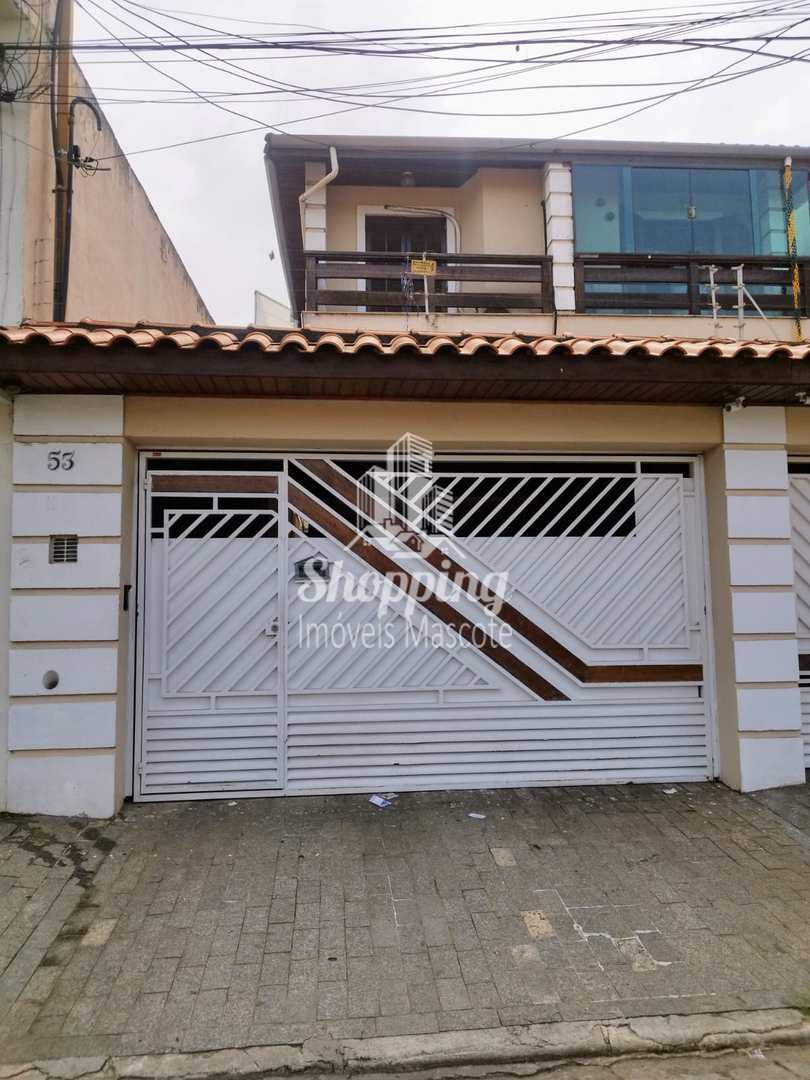 Sobrado à venda com 3 quartos, 120m² - Foto 1