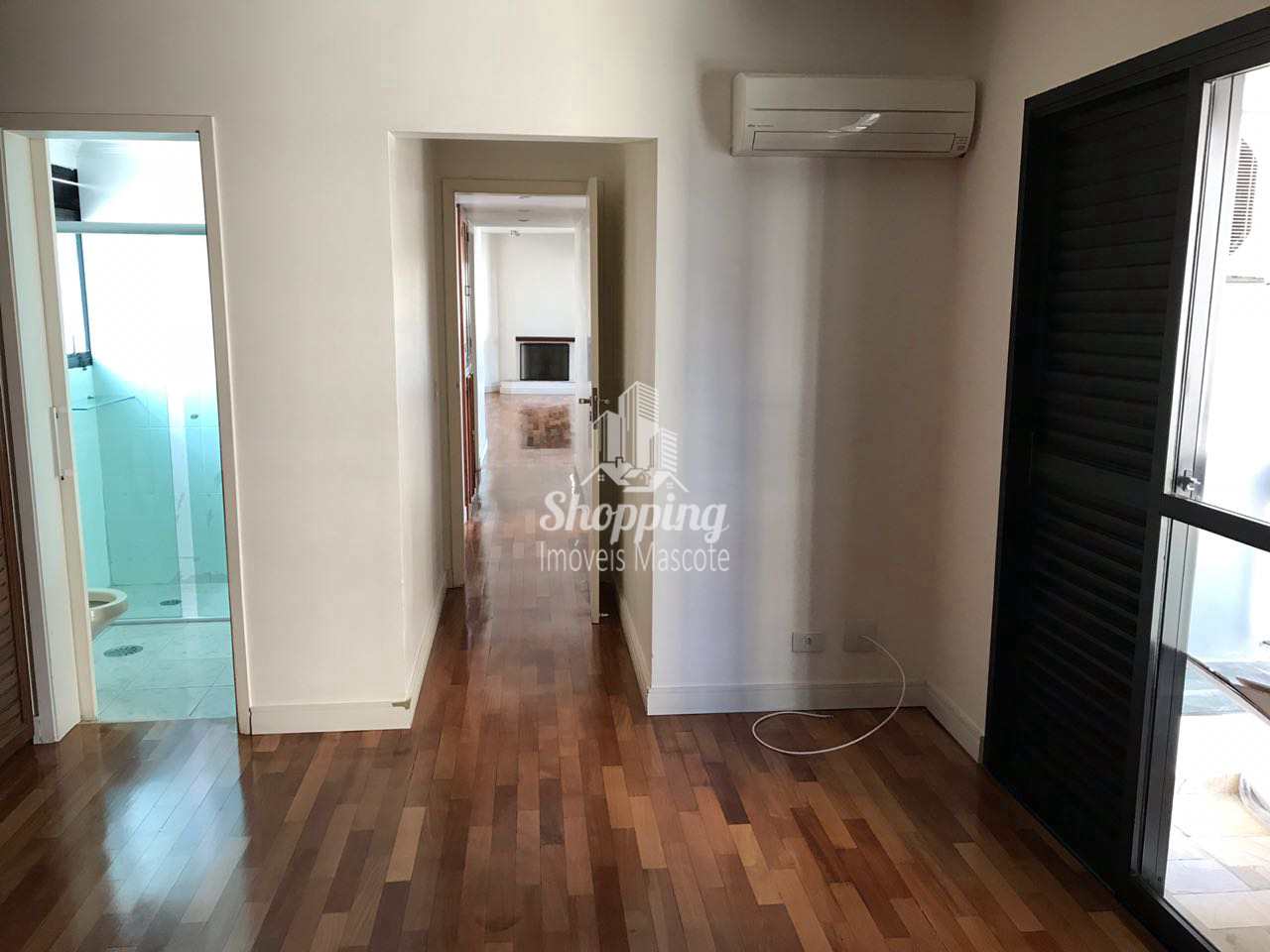 Apartamento para alugar com 3 quartos, 144m² - Foto 14