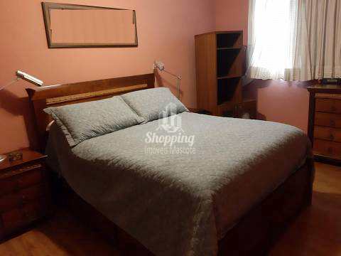 Apartamento à venda com 2 quartos, 75m² - Foto 18