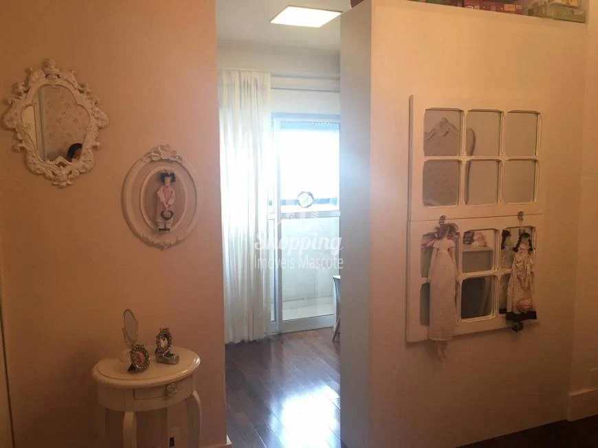 Apartamento à venda com 3 quartos, 225m² - Foto 18