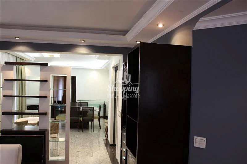 Apartamento à venda com 3 quartos, 230m² - Foto 9