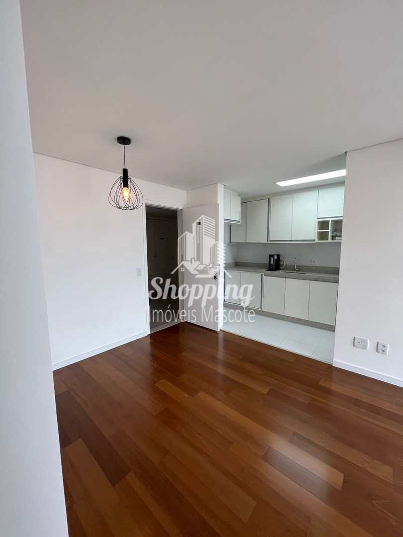 Apartamento à venda com 2 quartos, 63m² - Foto 1