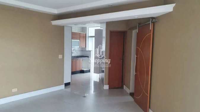 Apartamento à venda com 2 quartos, 82m² - Foto 2