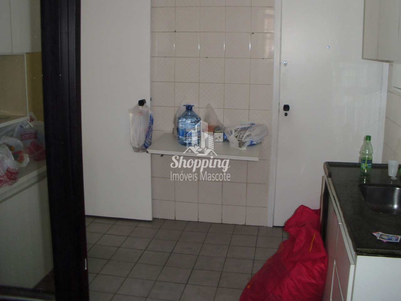 Apartamento à venda com 2 quartos, 75m² - Foto 10