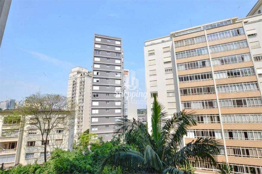 Apartamento à venda com 3 quartos, 230m² - Foto 17