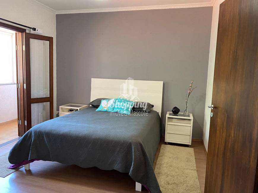 Sobrado à venda com 4 quartos, 259m² - Foto 4