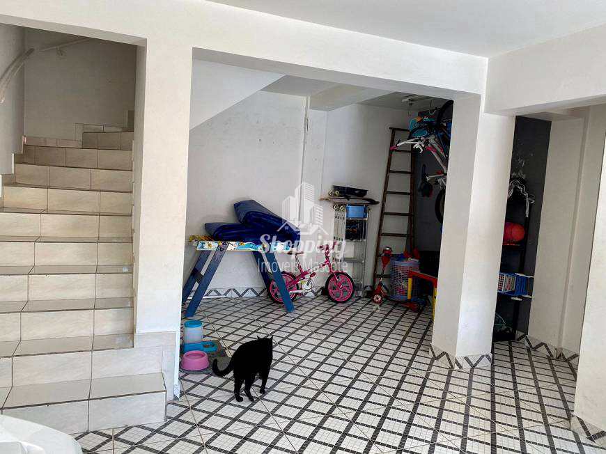 Sobrado à venda com 4 quartos, 259m² - Foto 19