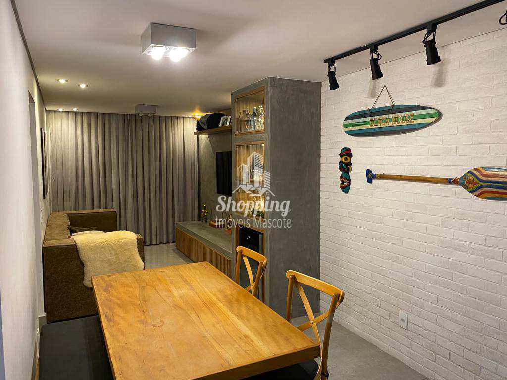 Apartamento à venda com 2 quartos, 67m² - Foto 10