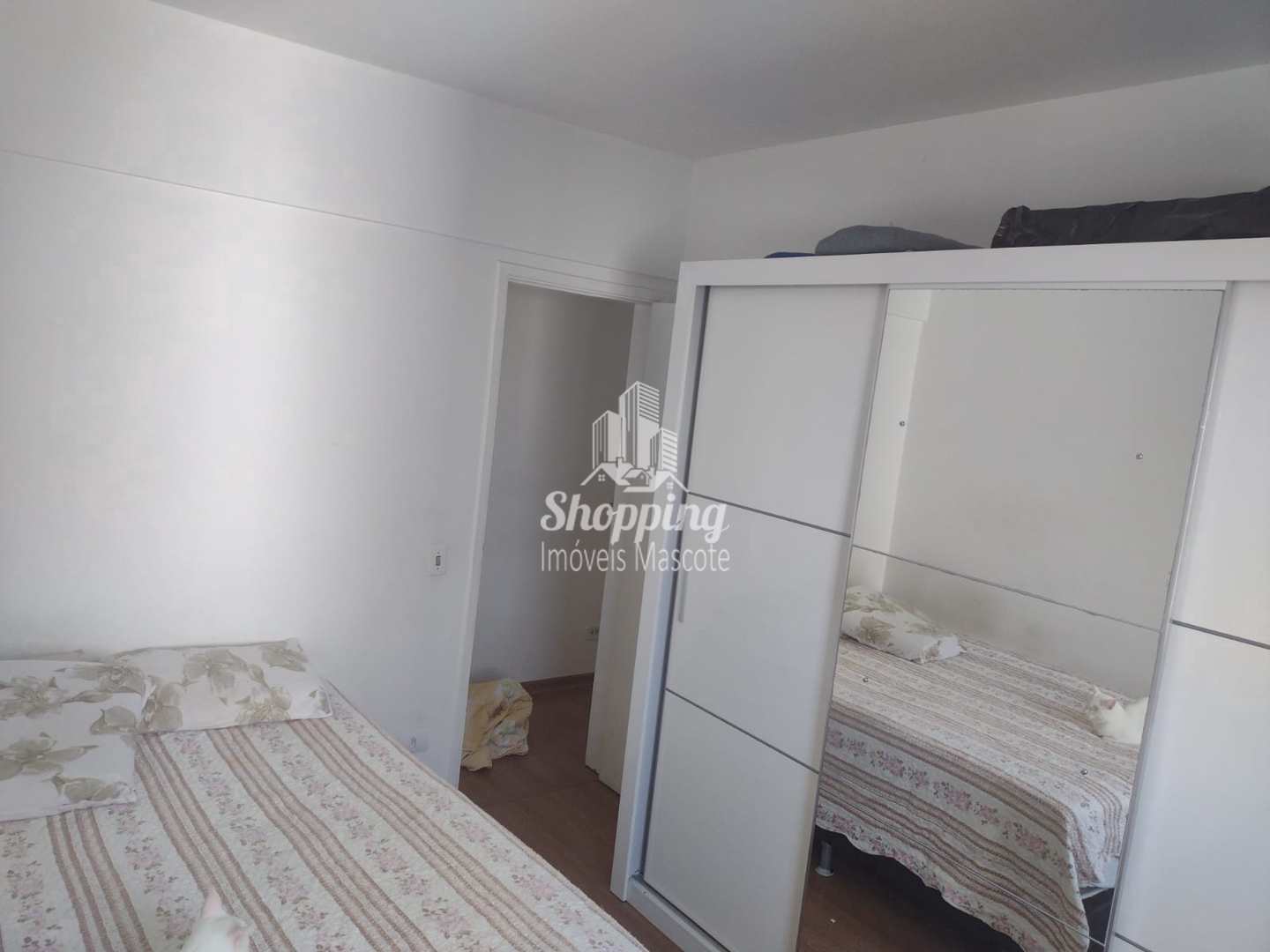 Apartamento à venda com 2 quartos, 70m² - Foto 10