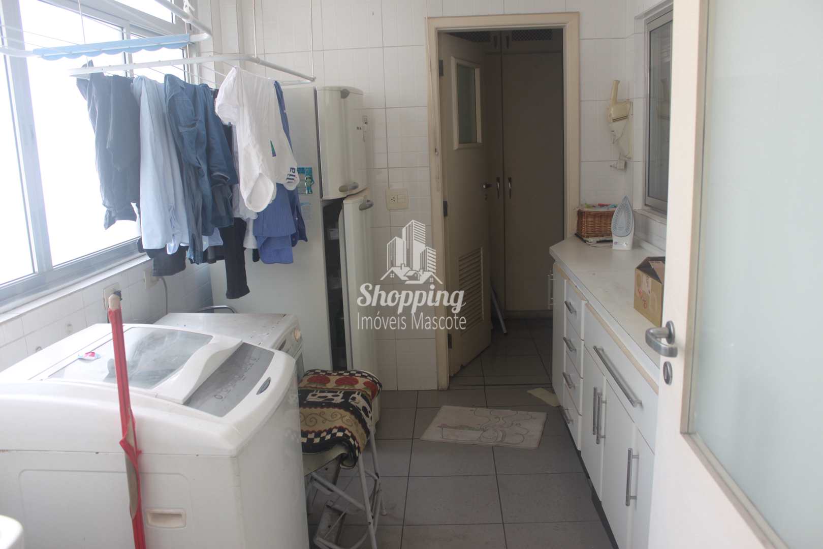 Apartamento à venda com 3 quartos, 198m² - Foto 31