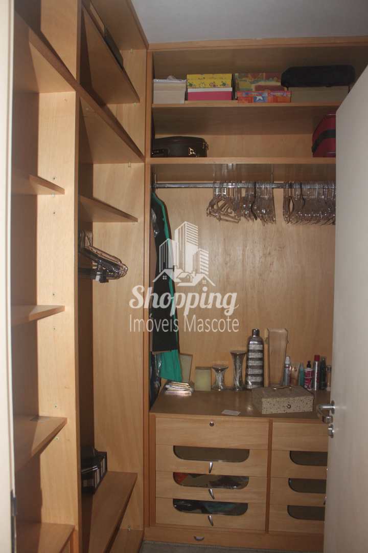 Apartamento à venda com 3 quartos, 198m² - Foto 14