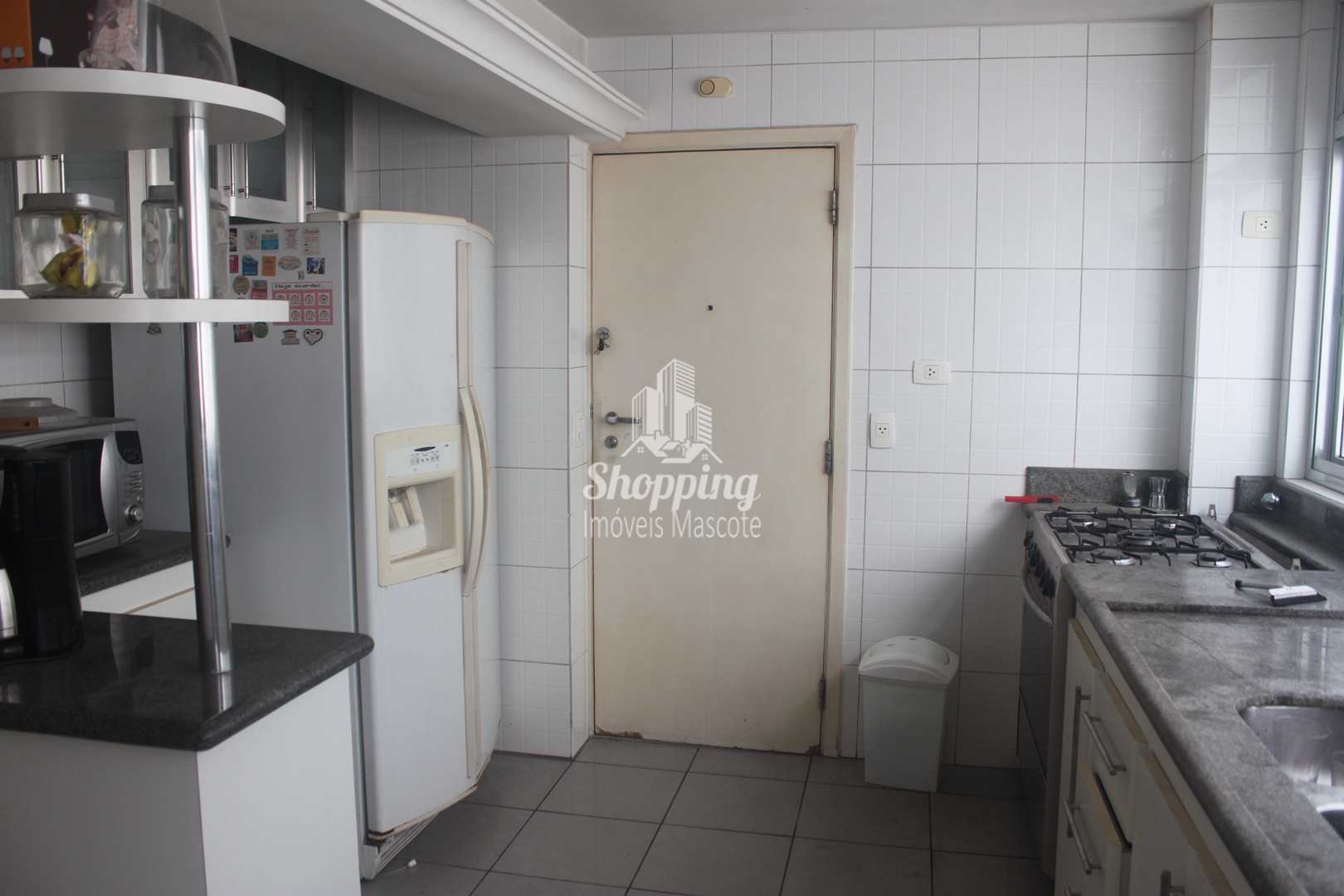 Apartamento à venda com 3 quartos, 198m² - Foto 29