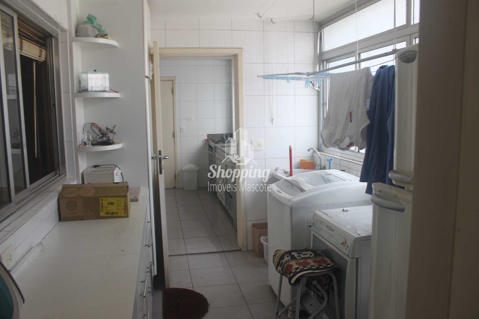 Apartamento à venda com 3 quartos, 198m² - Foto 34