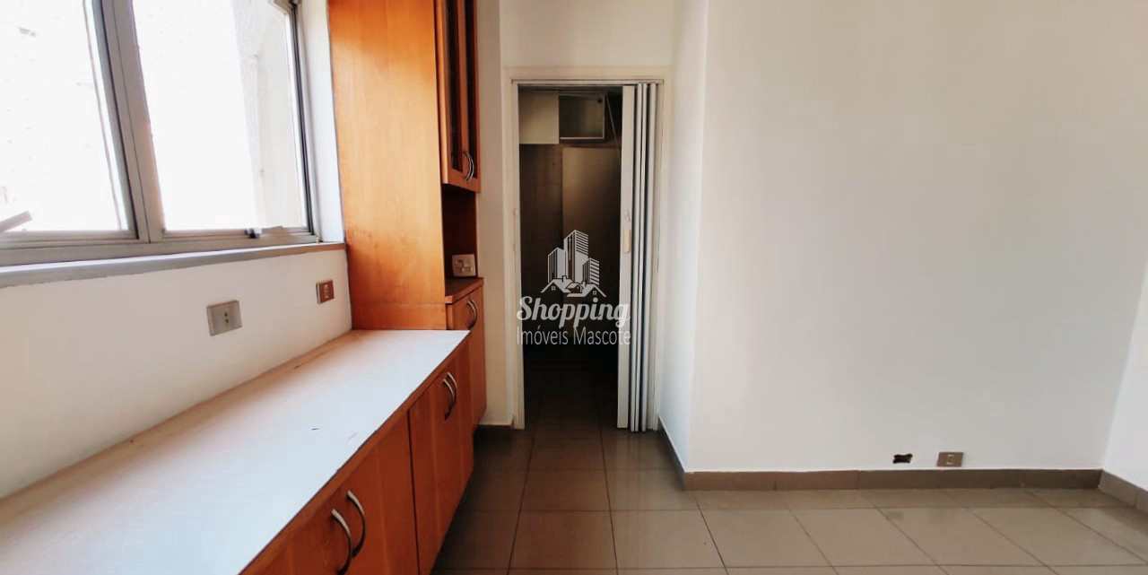 Apartamento à venda com 2 quartos, 105m² - Foto 11