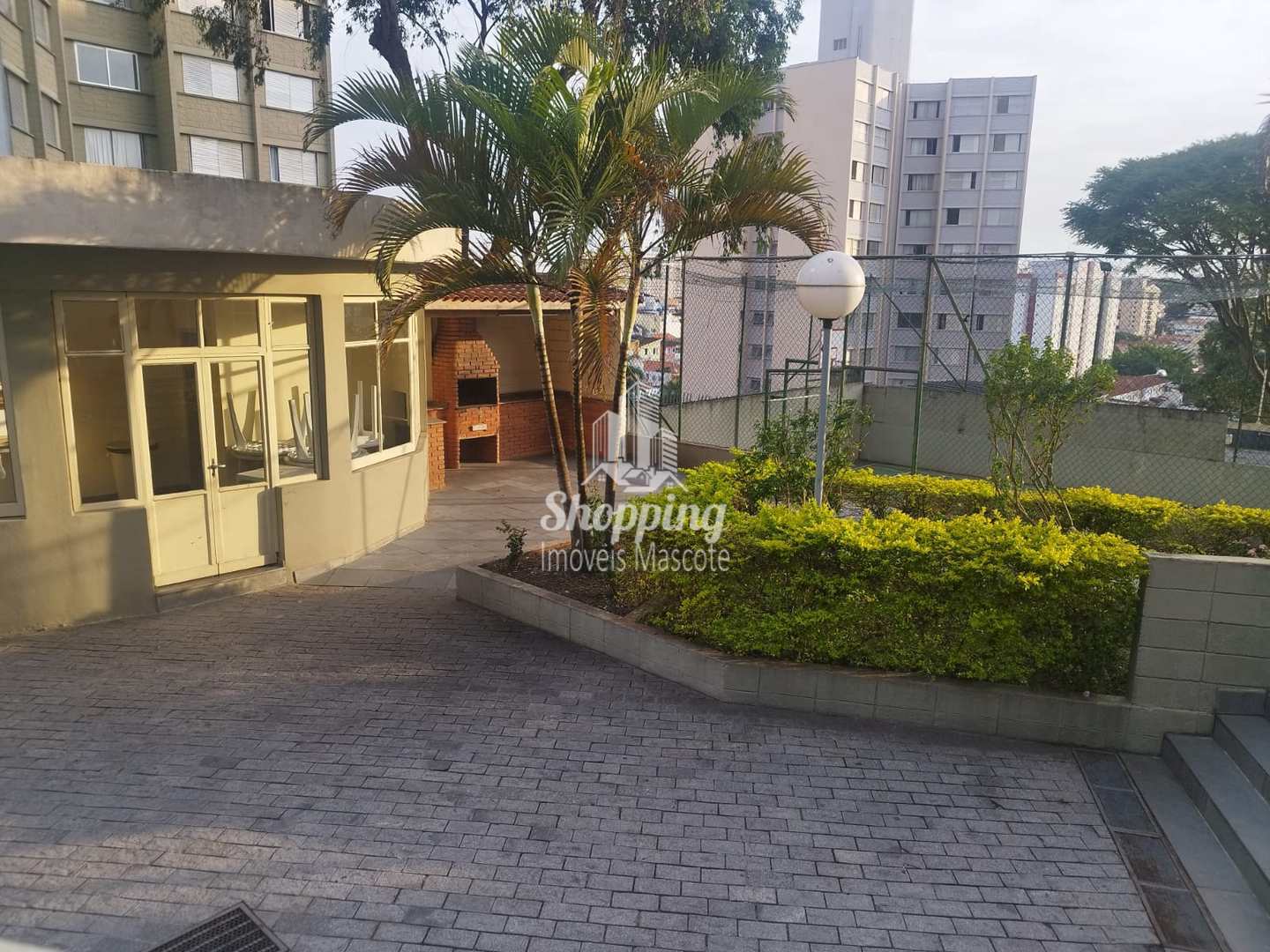 Apartamento à venda com 2 quartos, 60m² - Foto 20