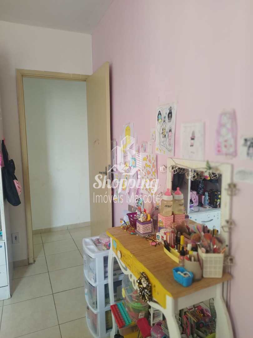 Apartamento à venda com 2 quartos, 60m² - Foto 12