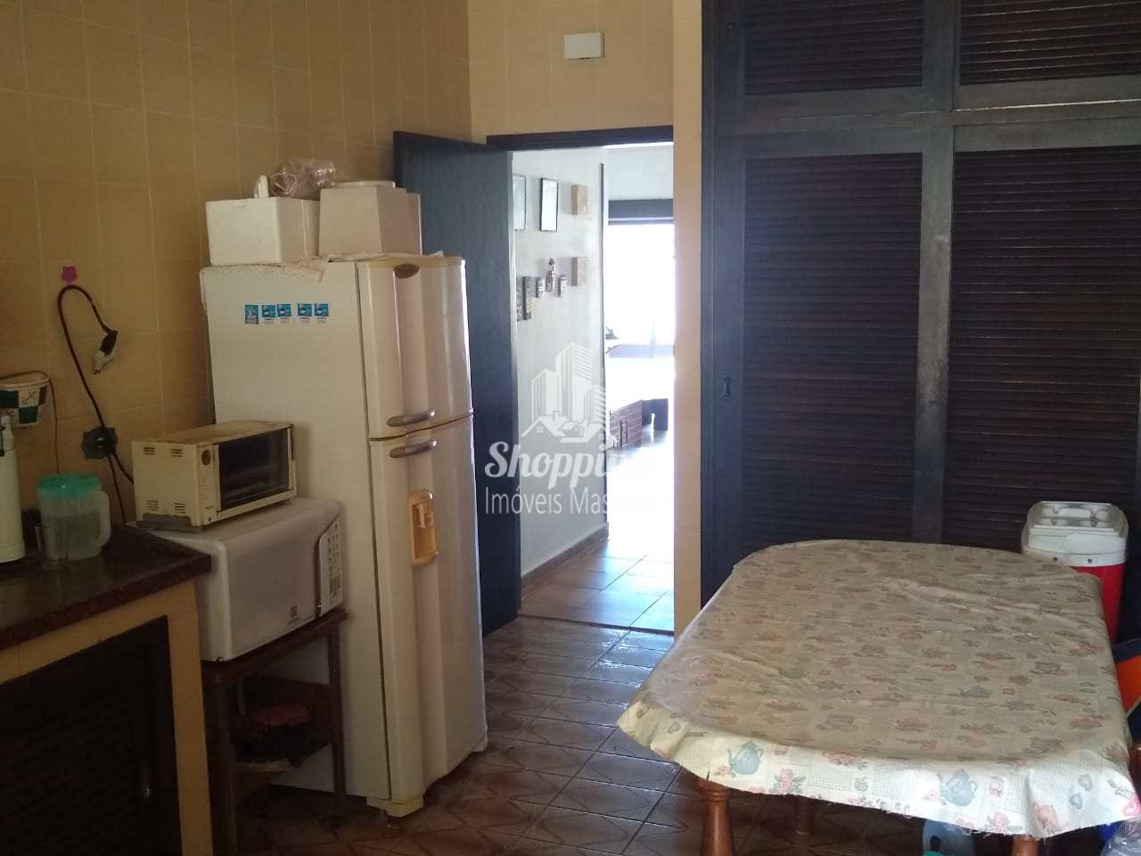 Casa à venda com 3 quartos, 250m² - Foto 11