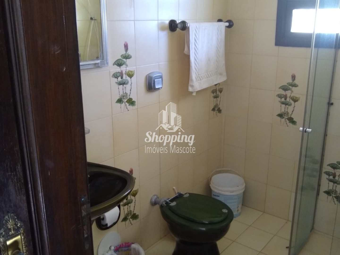 Casa à venda com 3 quartos, 250m² - Foto 17