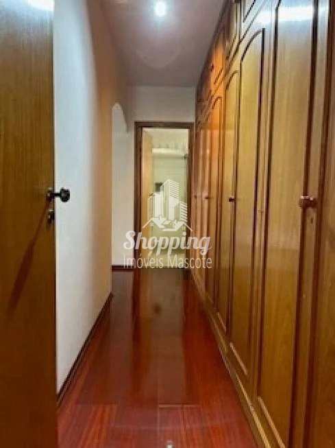 Apartamento à venda com 3 quartos, 233m² - Foto 17