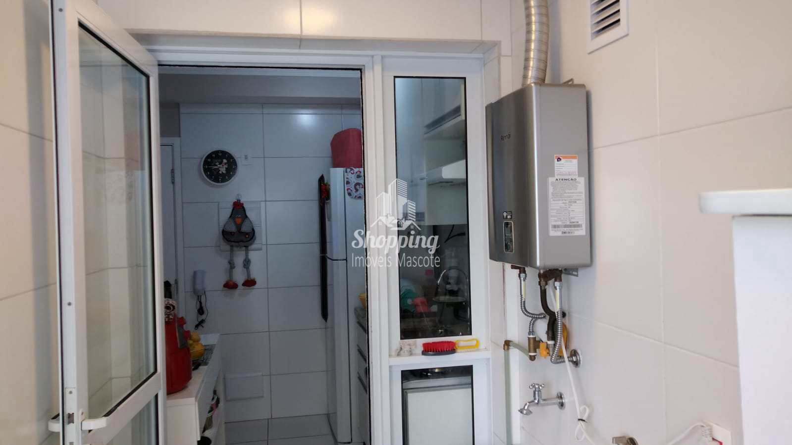 Apartamento à venda com 2 quartos, 60m² - Foto 15