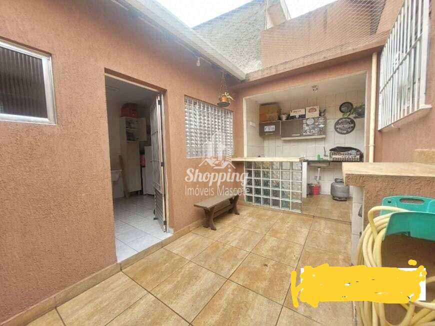 Casa à venda com 2 quartos, 180m² - Foto 4