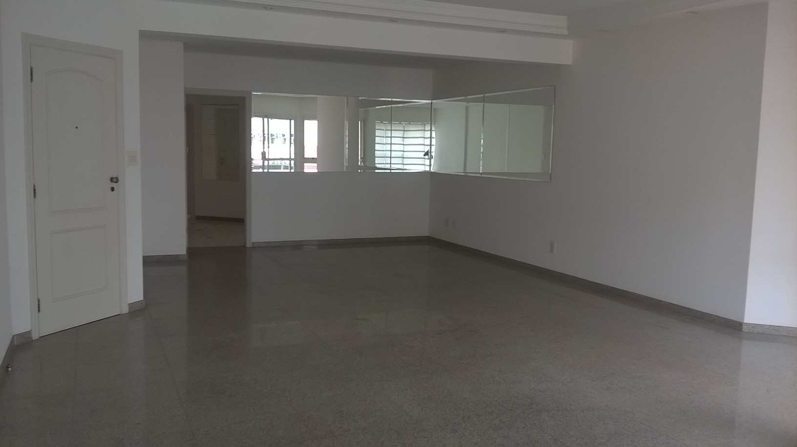 Apartamento com 4 dorms, Gonzaga, Santos, 250m² - Codigo: 5