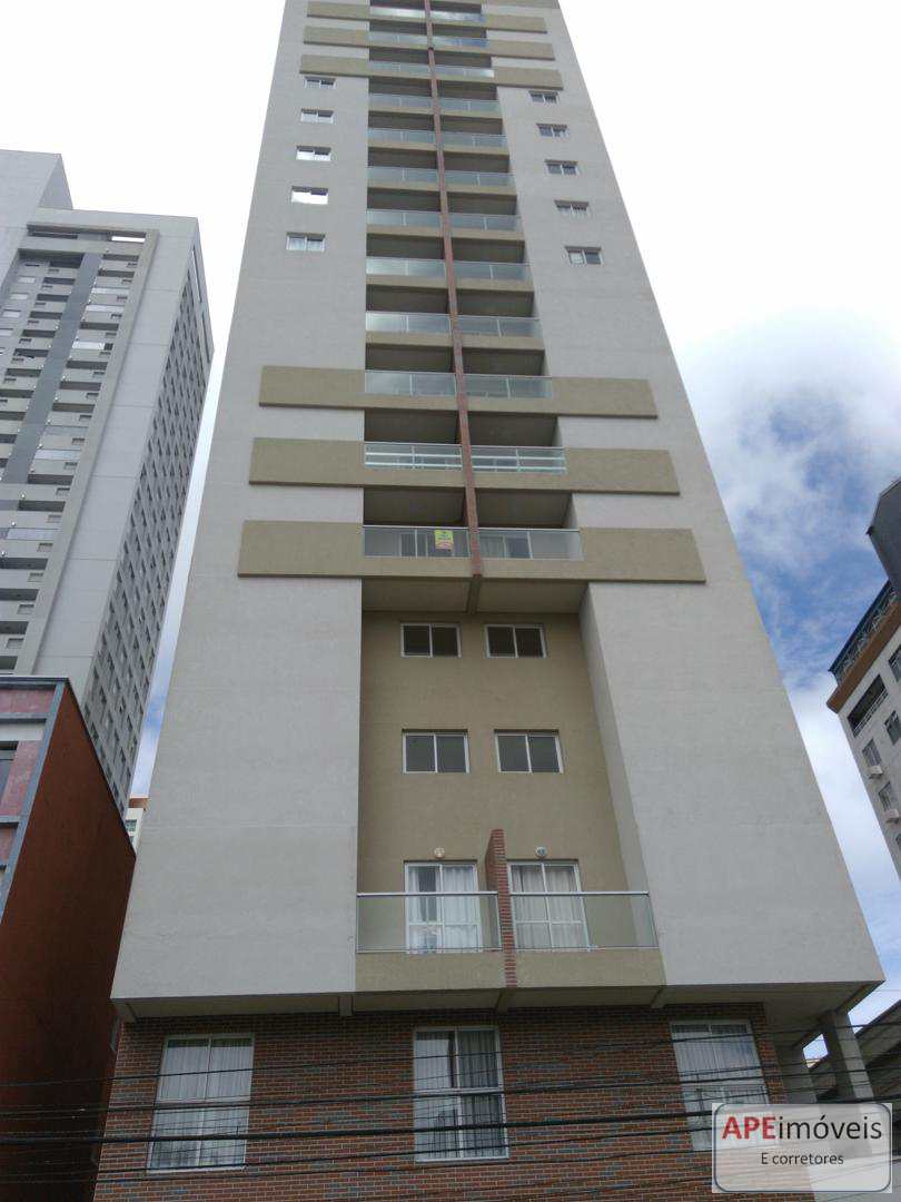 Apartamento com 2 dorms, Centro, Curitiba,Codigo: 18