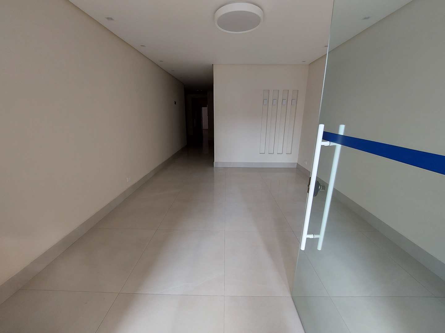 Apartamento à venda com 2 quartos, 107m² - Foto 5